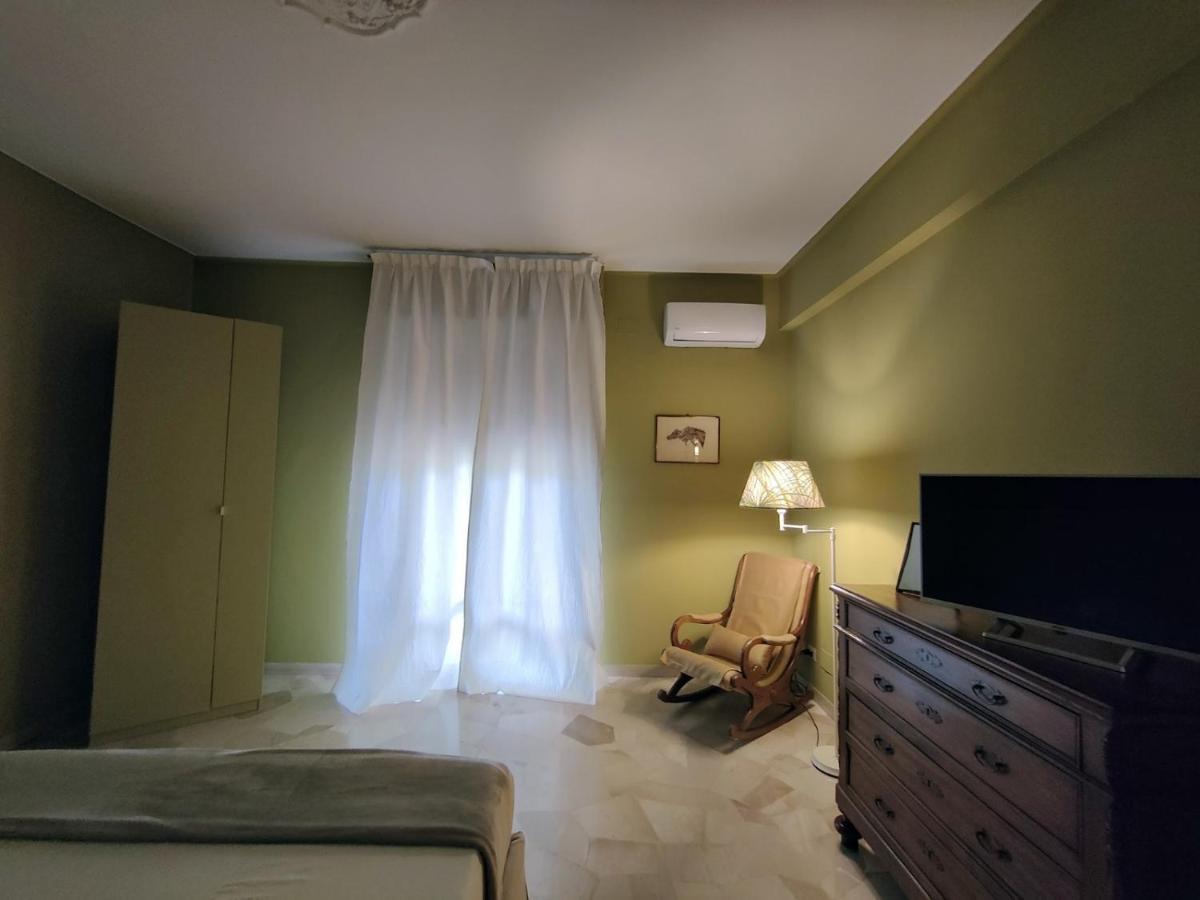 Lilly Apartment Флоренция Экстерьер фото